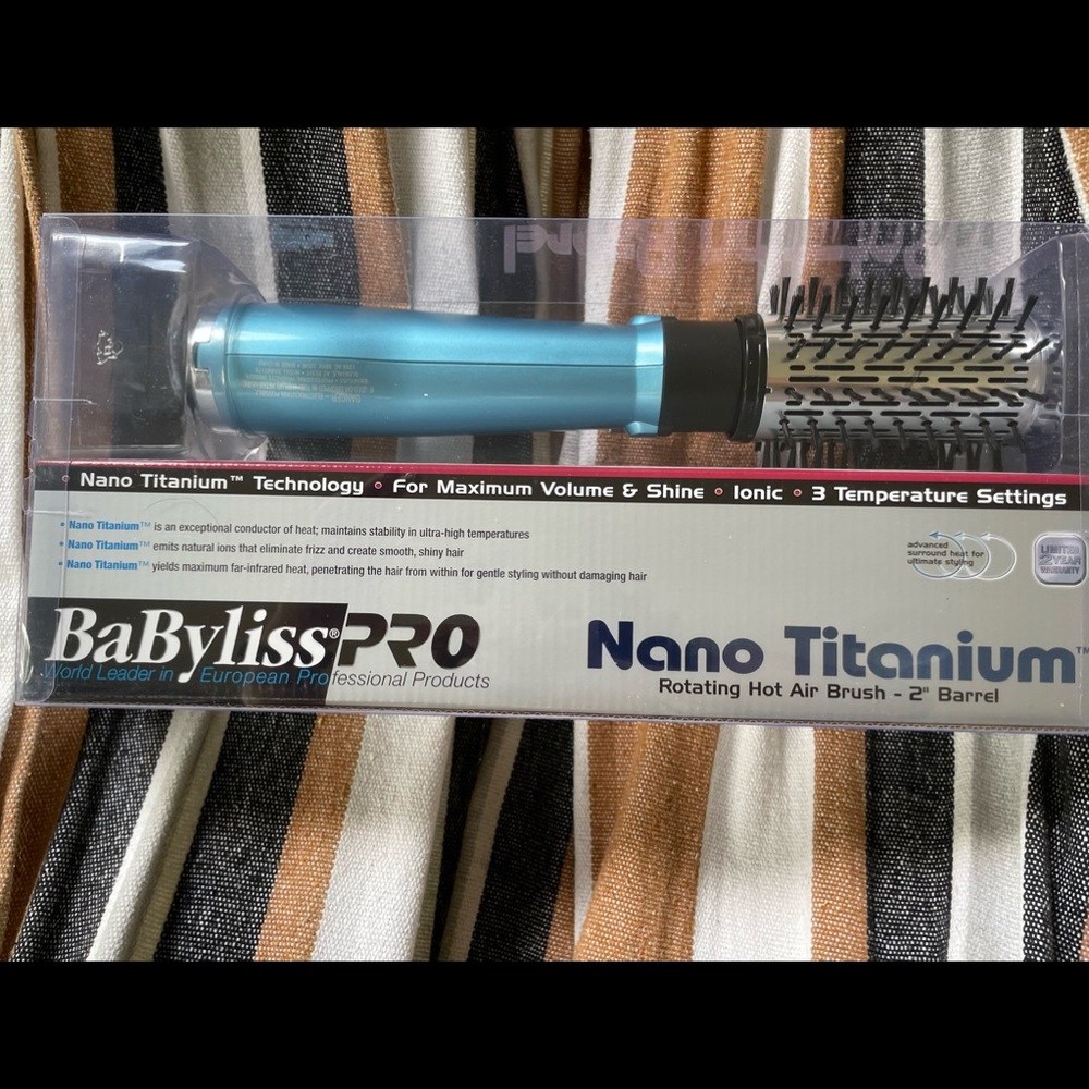 Babyliss Pro Nano Titanium 2” Rotating Hot Air Brush